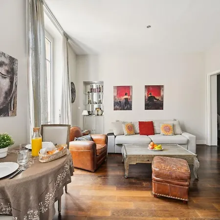 Bnbnook - Stylish 1br - Heart Of Golden Triangle Paris