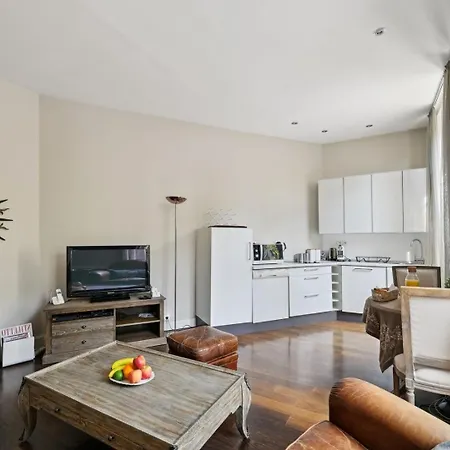 Appartamento Bnbnook - Stylish 1br - Heart Of Golden Triangle *